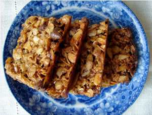 Almond oat chocolate chip bars