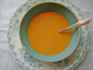 Parsnip apple carrot soup