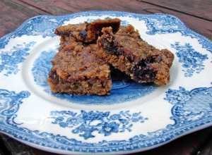 Walnut and coconut black currant jam bars