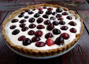 Cherry tart with almond pastry cream