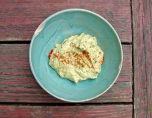 Goat cheese and avocado purée