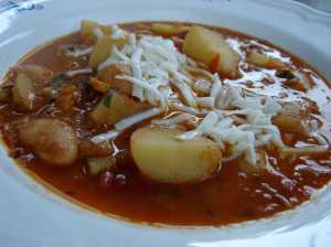 Potato, tomato and leek stew