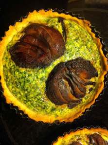 Portobello and spinach tart